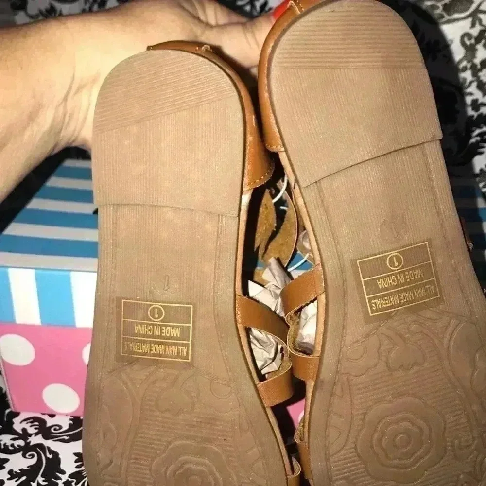 HONEY BUNNY BROWN SANDAL SIZE 1 NIB
